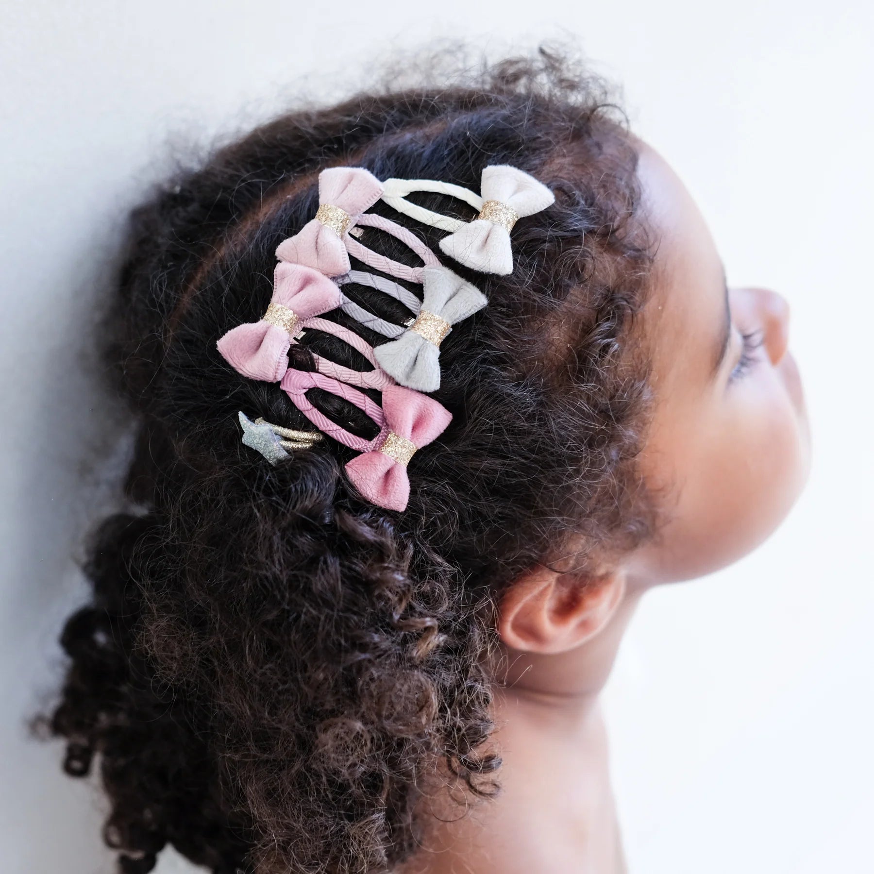 TINKERBELL VELVET BOW MINI CLIC CLACS, MIMI & LULA